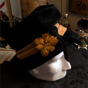 Antique Velvet Cloche Hat Women's Black Orange Ribbon Floral Flower Brooch